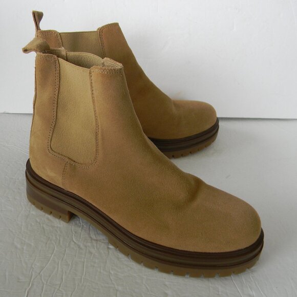 Avellini  Made in Portugal Suede Leather Lug Chelsea Sole Boots Sz 41 - Picture 1 of 6